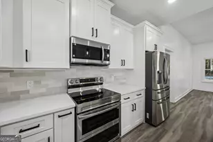 215 McQueen St, Folkston, GA 31537 - Photo 18