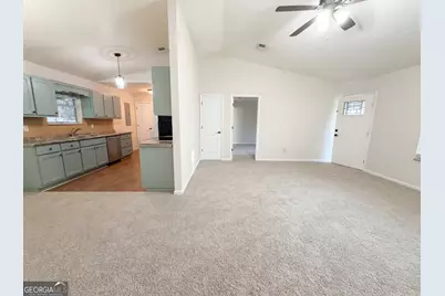 607 Dallas Circle, Folkston, GA 31537 - Photo 8