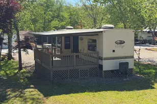 94 Bridge Loop Dr, Cleveland, GA 30528 - Photo 2