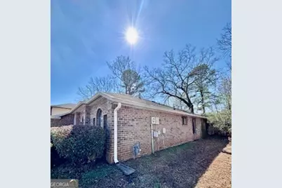 4063 Creek Station Lane, Stone Mountain, GA 30083 - Photo 4