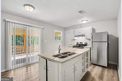 2280 Chestnut Log Loop, Lithia Springs, GA 30122 - Photo 6