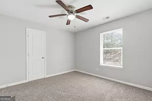 250 Maple St, Hapeville, GA 30354 - Photo 8