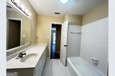 2235 Old Hamilton Place #200 D, Gainesville, GA 30507 - Photo 12