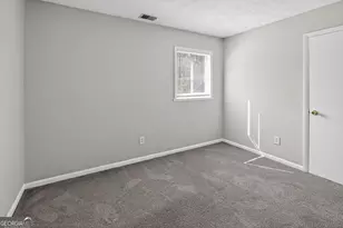 8955 Yarmouth Dr, Jonesboro, GA 30238 - Photo 14