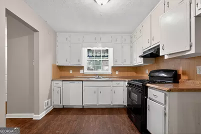 4064 Chedworth Way, Stone Mountain, GA 30083 - Photo 10