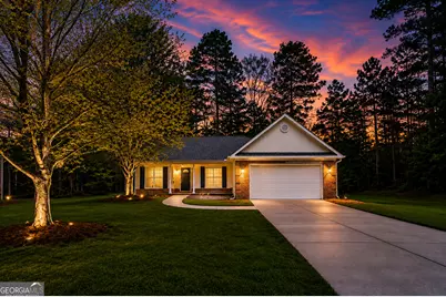 396 E Sycamore Drive, Winder, GA 30680 - Photo 1