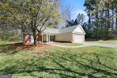396 E Sycamore Drive, Winder, GA 30680 - Photo 2