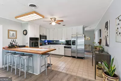 2820 Wildwood Drive, Brunswick, GA 31520 - Photo 12