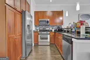 1960 Sterling Oaks Cir NE, Atlanta, GA 30319 - Photo 10