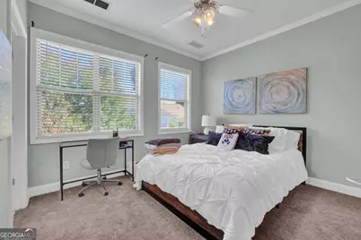 1960 Sterling Oaks Circle NE, Atlanta, GA 30319 - Photo 18