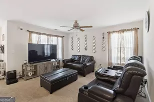 212 Sophie Cir, Locust Grove, GA 30248 - Photo 16