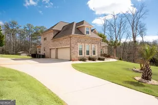 1227 Castle Point Ct SW, Conyers, GA 30094 - Photo 128