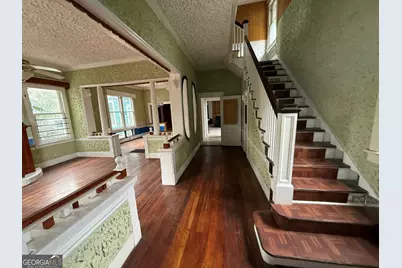 643 E 40th Street, Savannah, GA 31401 - Photo 8