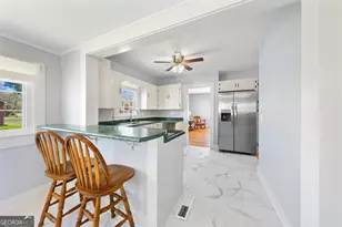 253 Edwards St, Elberton, GA 30635 - Photo 4