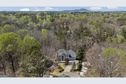 3373 Lake Crest Lane NE, Roswell, GA 30075 - Photo 4