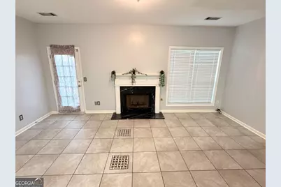7082 Biltmore Trace, Lithonia, GA 30058 - Photo 2