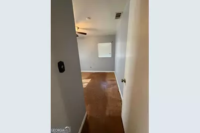 514 Clara Drive, Riverdale, GA 30274 - Photo 4