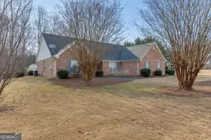 175 Still Water Ln, Jefferson, GA 30549 - Photo 4