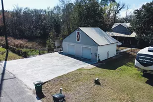 202 T St, Saint Marys, GA 31558 - Photo 6