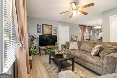 127 Ruzelle Drive SE, Atlanta, GA 30354 - Photo 6