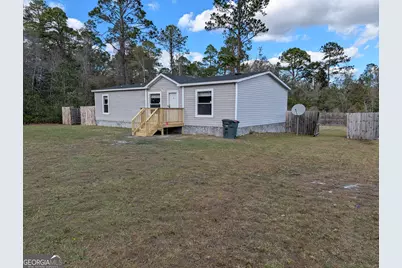 675 Fir, Jesup, GA 31545 - Photo 2