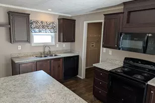 675 Fir, Jesup, GA 31545 - Photo 8