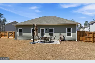 1510 Cragston Drive, Winder, GA 30680 - Photo 4