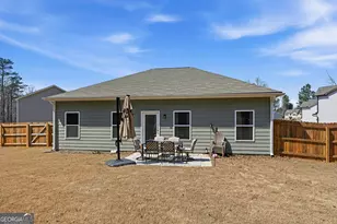 1510 Cragston Dr, Winder, GA 30680 - Photo 4