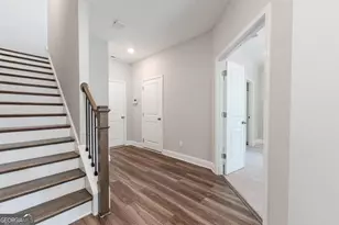 5051 Pinckney Ln, Peachtree Corners, GA 30092 - Photo 4