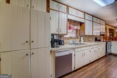 810 Sage Lane NW, Conyers, GA 30012 - Photo 16