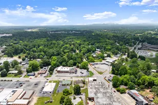 592 N Main St, Cornelia, GA 30531 - Photo 40