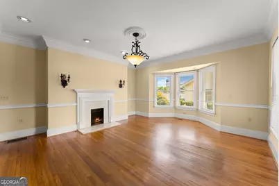 592 N Main Street, Cornelia, GA 30531 - Photo 6