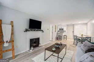 2106 Pine Heights Dr, Atlanta, GA 30324 - Photo 22