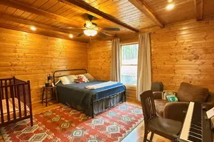 8 Hutchinson Lake Rd, Senoia, GA 30276 - Photo 16