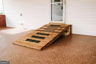 674 Yancey Rd, Arnoldsville, GA 30619 - Photo 10