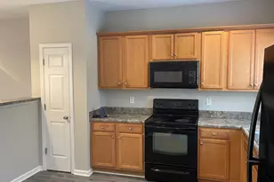 8220 Oakley Cir, Union City, GA 30291 - Photo 10