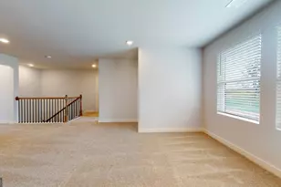 334 Jarrett St, Fairburn, GA 30213 - Photo 8