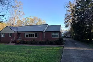 610 W Charlton St, Milledgeville, GA 31061 - Photo 2
