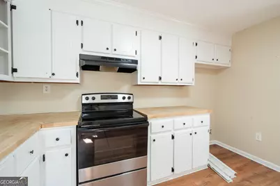 311 Dixon Street, Warner Robins, GA 31088 - Photo 18