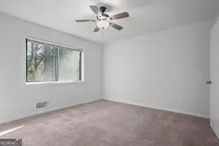 5809 Oakleaf Way, Stone Mountain, GA 30087 - Photo 20