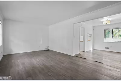 5809 Oakleaf Way, Stone Mountain, GA 30087 - Photo 4