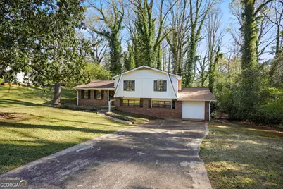 5809 Oakleaf Way, Stone Mountain, GA 30087 - Photo 2