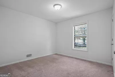 5809 Oakleaf Way, Stone Mountain, GA 30087 - Photo 18