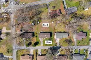 208 Cherry St, Toccoa, GA 30577 - Photo 2