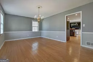 217 Lynn Dr, Fayetteville, GA 30215 - Photo 6