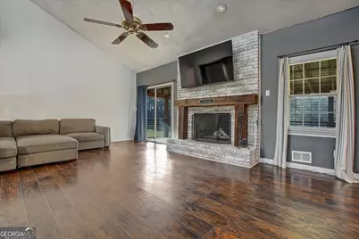 217 Lynn Drive, Fayetteville, GA 30215 - Photo 4