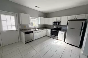 379 Pine Hill Pl, Norcross, GA 30093 - Photo 6