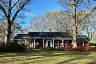 1014 E College St, Griffin, GA 30224 - Photo 1