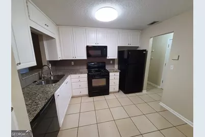 206 Bradford Station Drive, Sharpsburg, GA 30277 - Photo 4