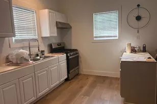 1366 Avon Ave SW, Atlanta, GA 30310 - Photo 2